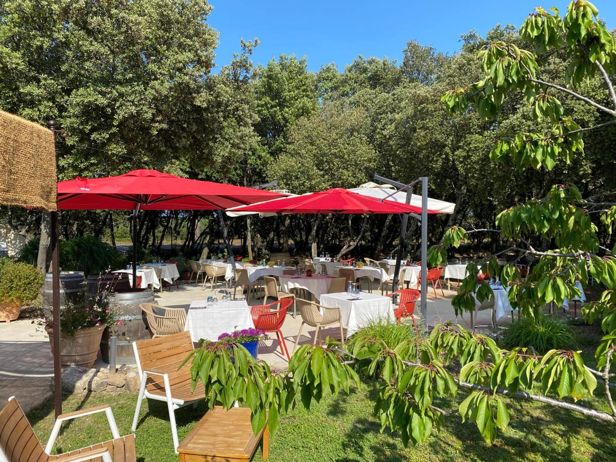 Logis La Bastide De Grignan Hotel & Restaurant "La Chenaie" Exteriér fotografie